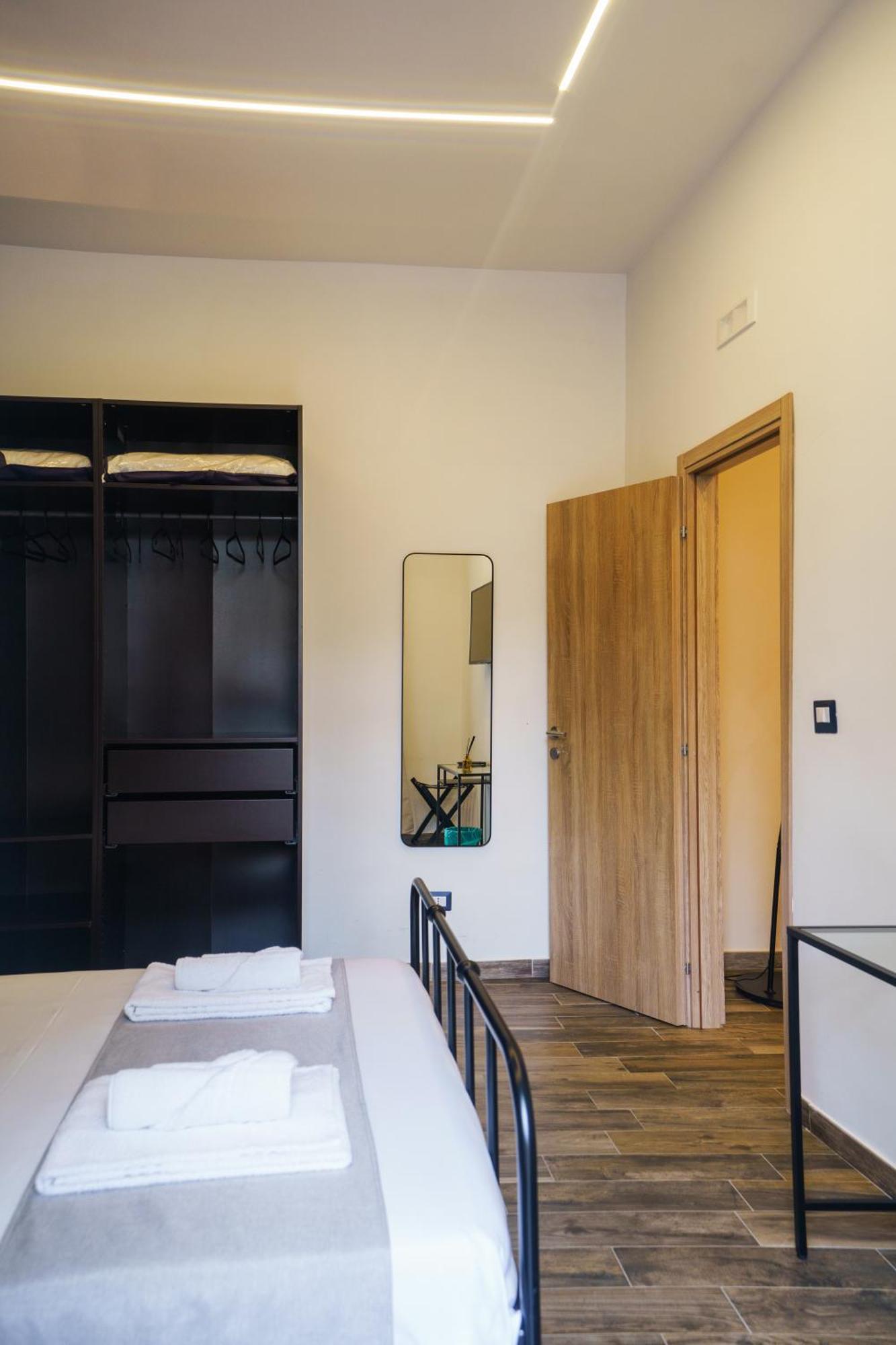 Chiatamone Relais Leilighet Napoli Eksteriør bilde